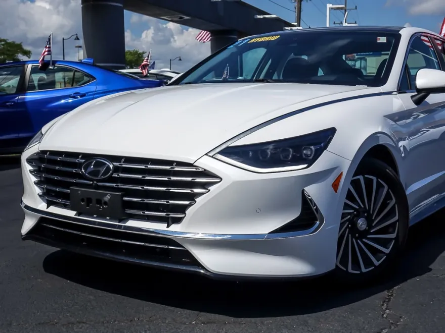 2021 Hyundai Sonata Hybrid Limited photo 1