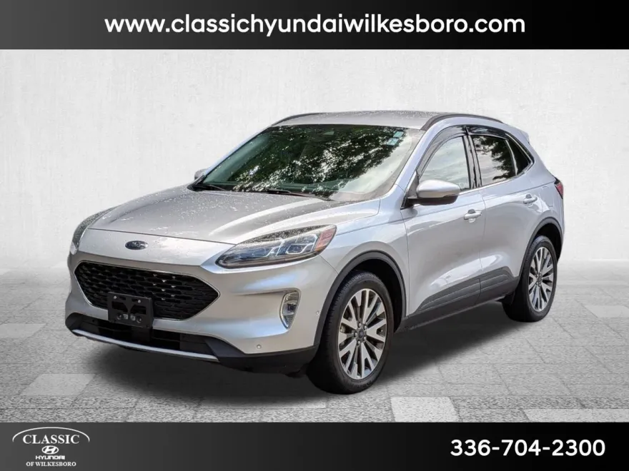 2020 Ford Escape Titanium photo 1