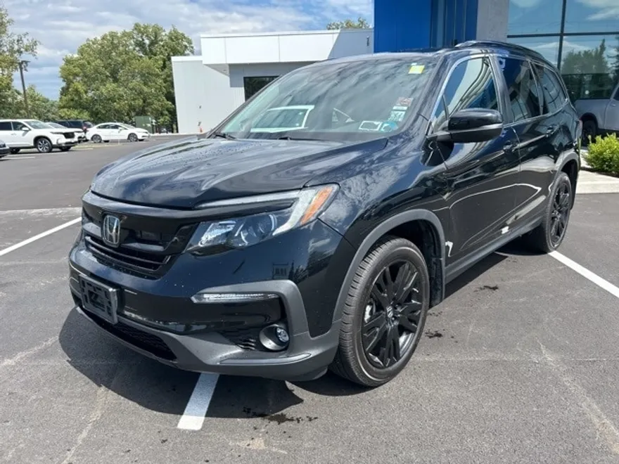 2022 Honda Pilot Special Edition photo 1