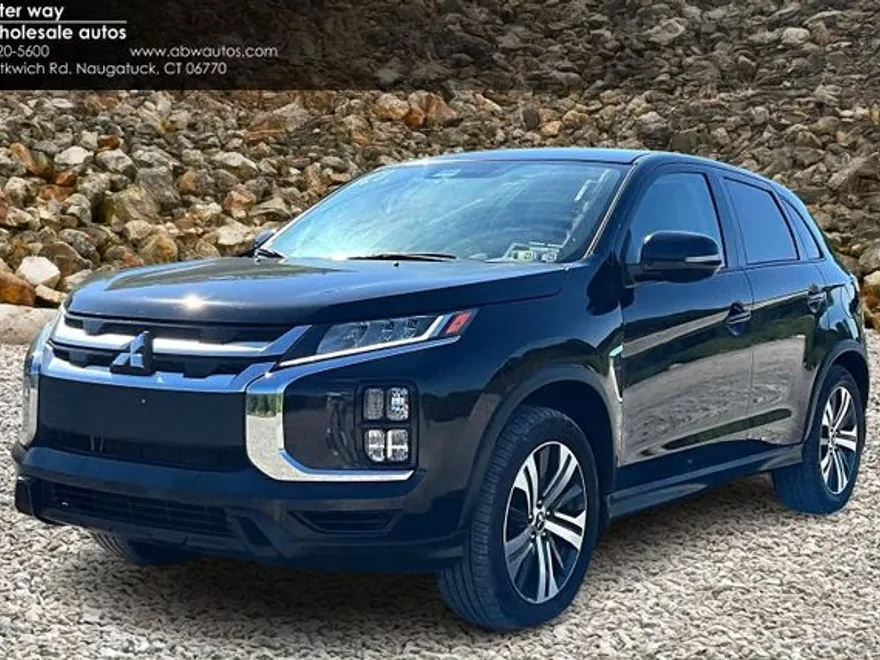 2022 Mitsubishi Outlander Sport SE photo 1