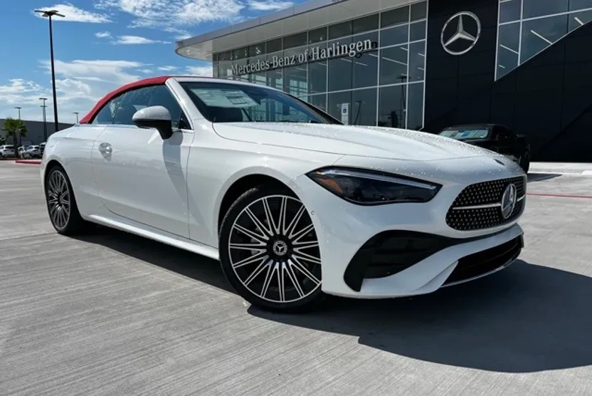 2026 Mercedes Benz CLE 300 4MATIC photo 1
