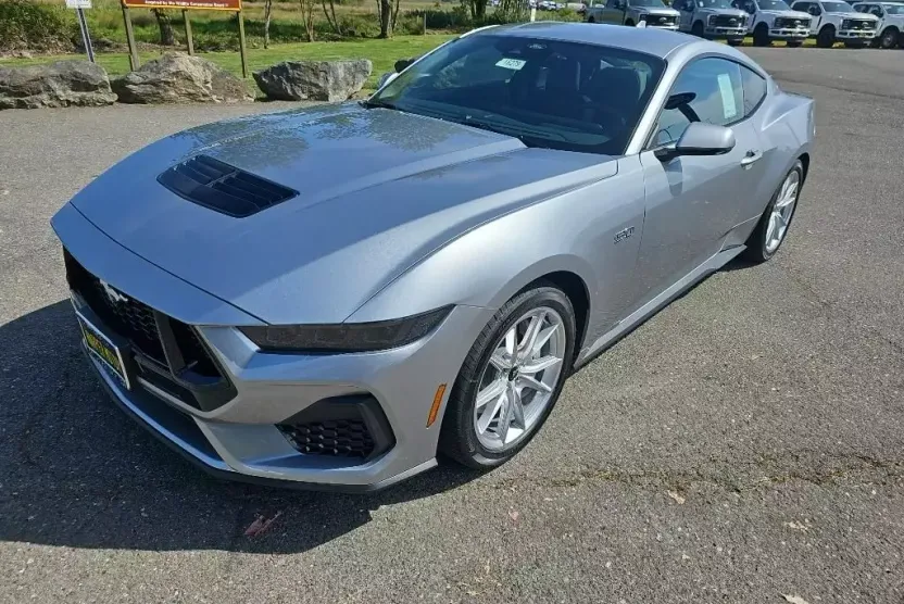 2025 Ford Mustang GT Premium photo 1