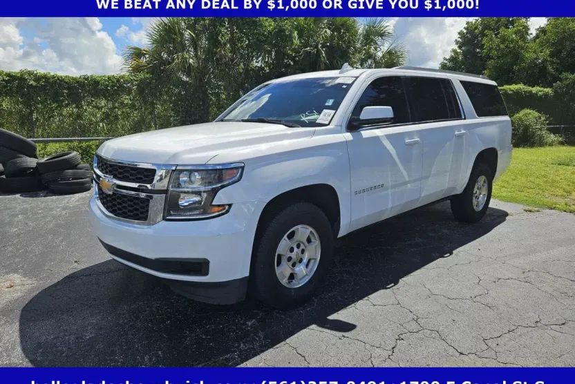 2019 Chevrolet Suburban LS photo 1
