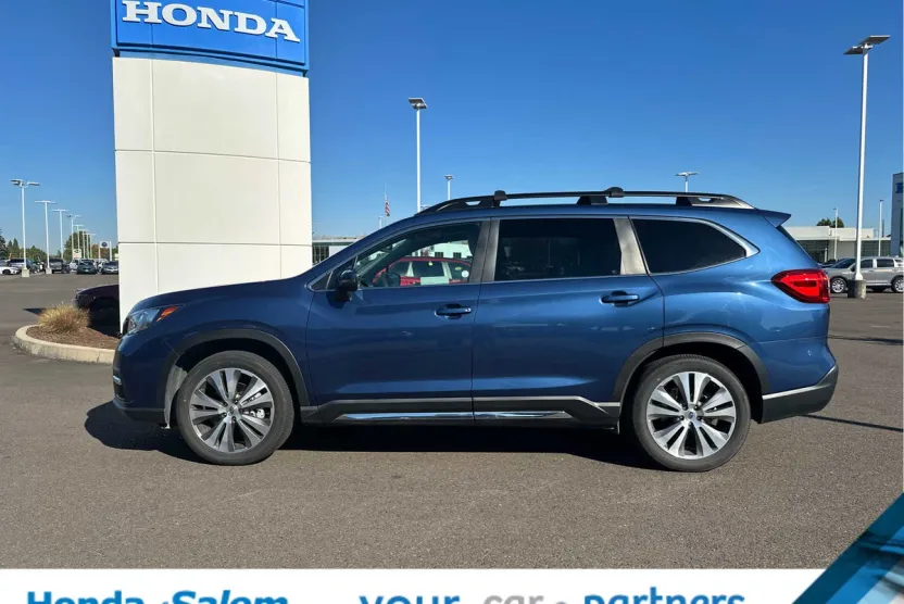 2022 Subaru Ascent Limited photo 1