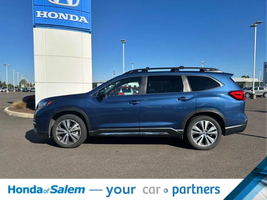 2022 Subaru Ascent Limited photo 1