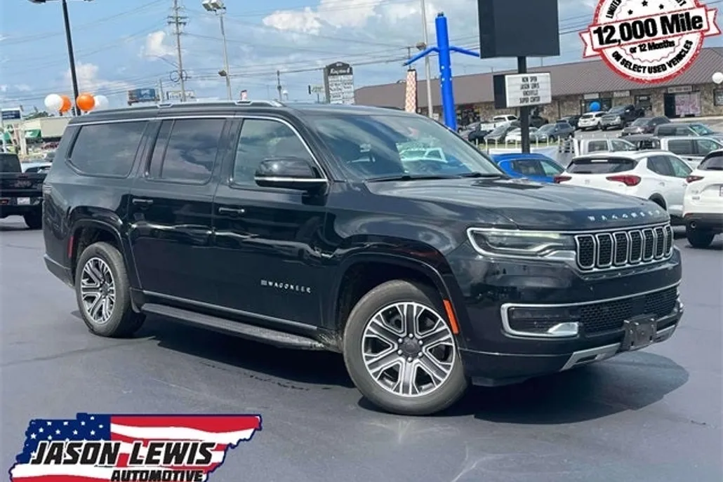 2023 Jeep Wagoneer L Series II photo 1