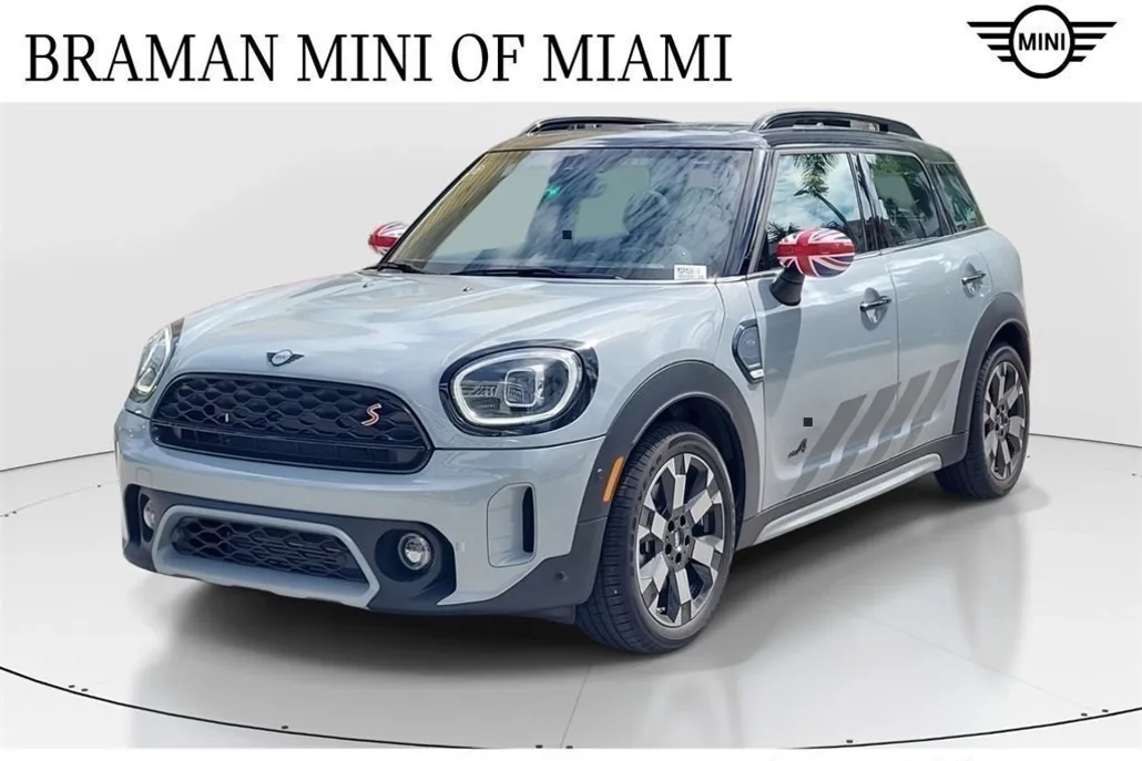 2024 Mini Countryman S ALL4 photo 1