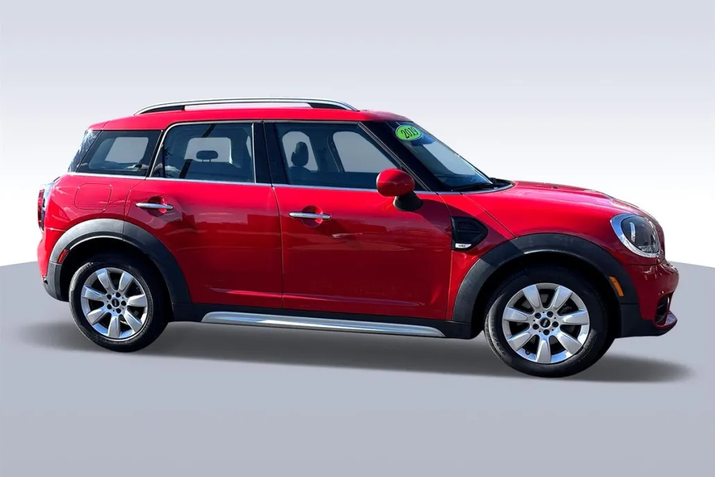 2019 Mini Countryman S photo 1