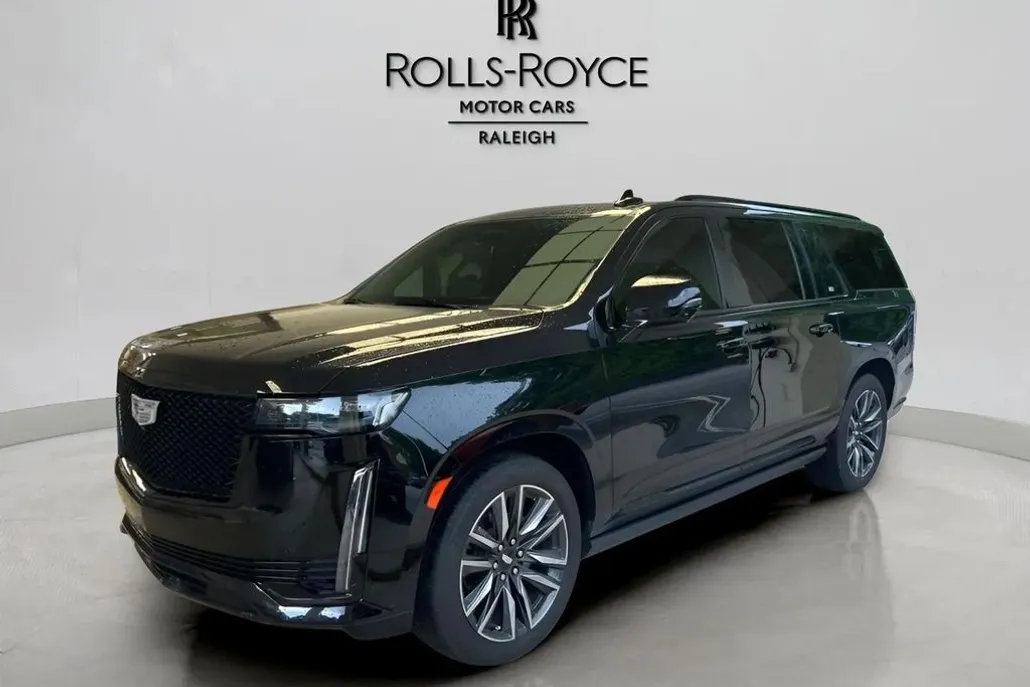 2021 Cadillac Escalade ESV Sport photo 1
