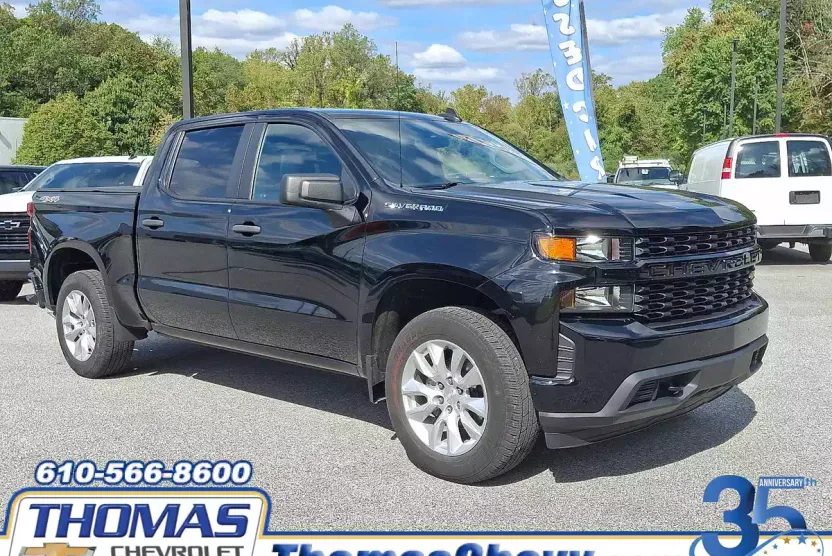2022 Chevrolet Silverado 1500 Custom photo 1
