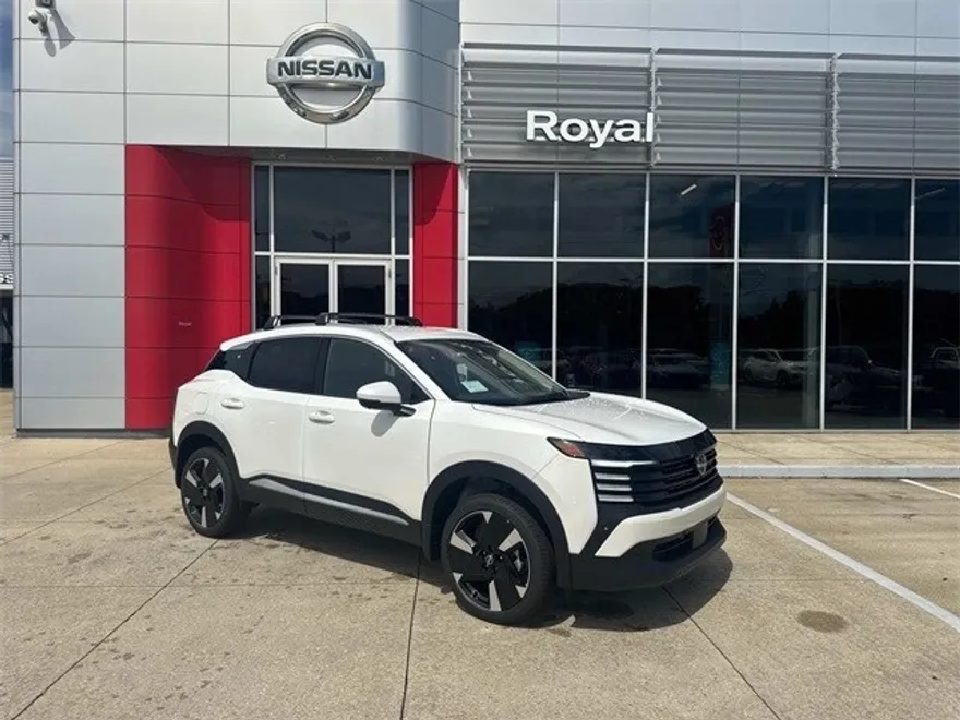 2025 Nissan Kicks SR photo 1