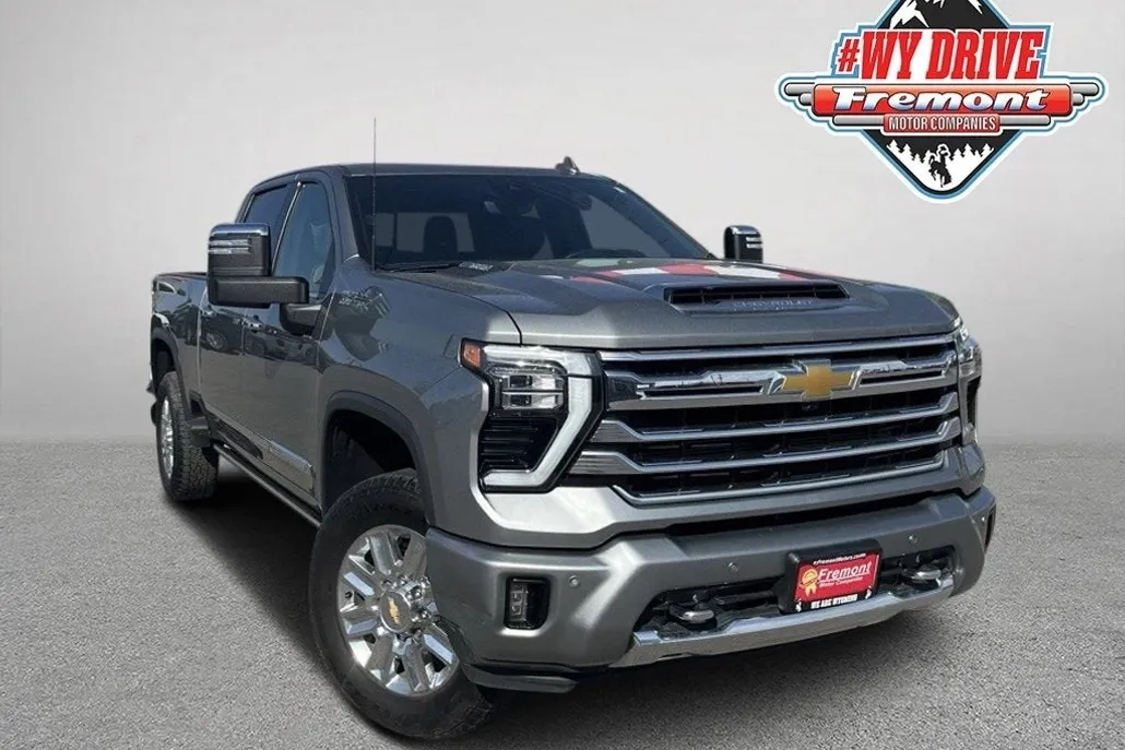 2024 Chevrolet Silverado 3500HD High Country photo 1