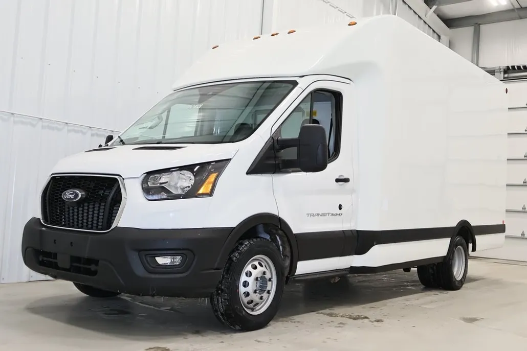 2024 Ford Transit photo 1