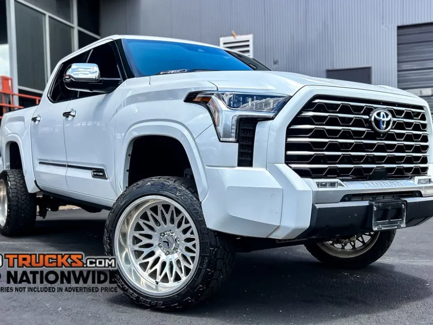 2023 Toyota Tundra CapStone photo 1