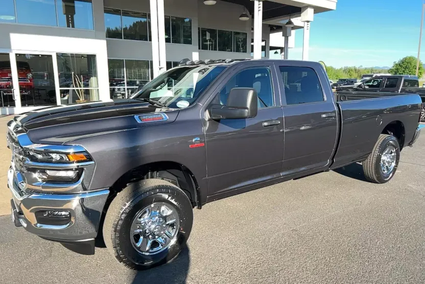 2025 Ram 3500 Tradesman photo 1