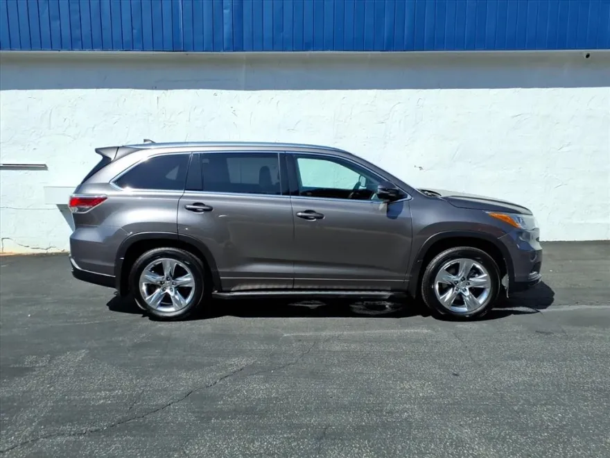 2014 Toyota Highlander Limited photo 1