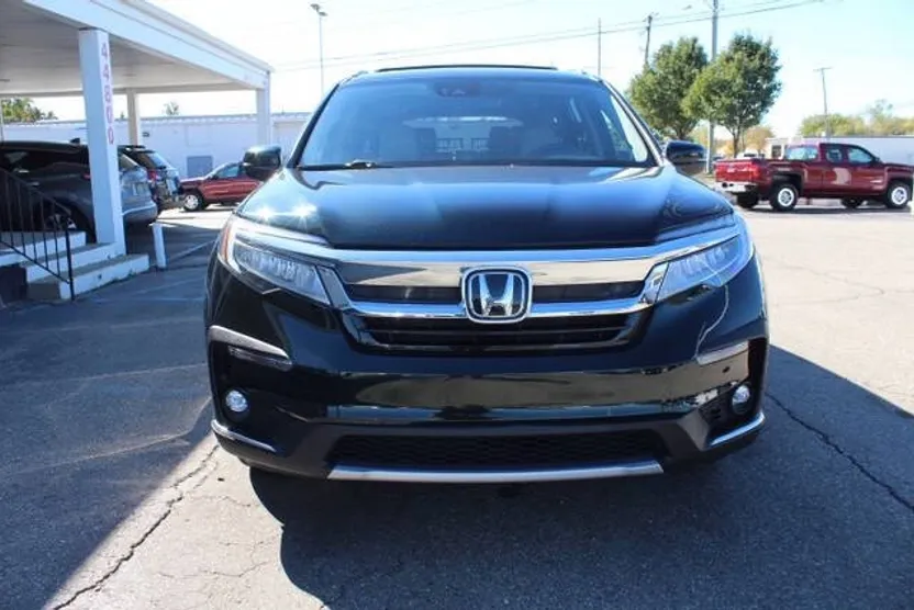 2019 Honda Pilot Elite photo 1