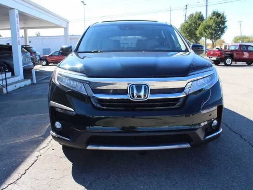 2019 Honda Pilot Elite photo 1
