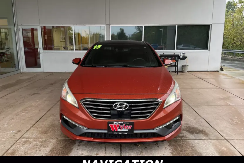 2015 Hyundai Sonata 2.0T Limited photo 1