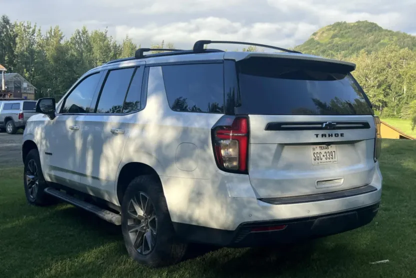 2023 Chevrolet Tahoe Z71 photo 1