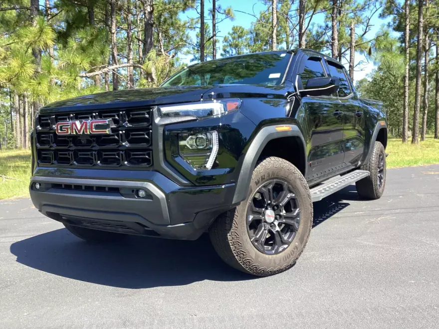 2024 Gmc Canyon Elevation photo 1