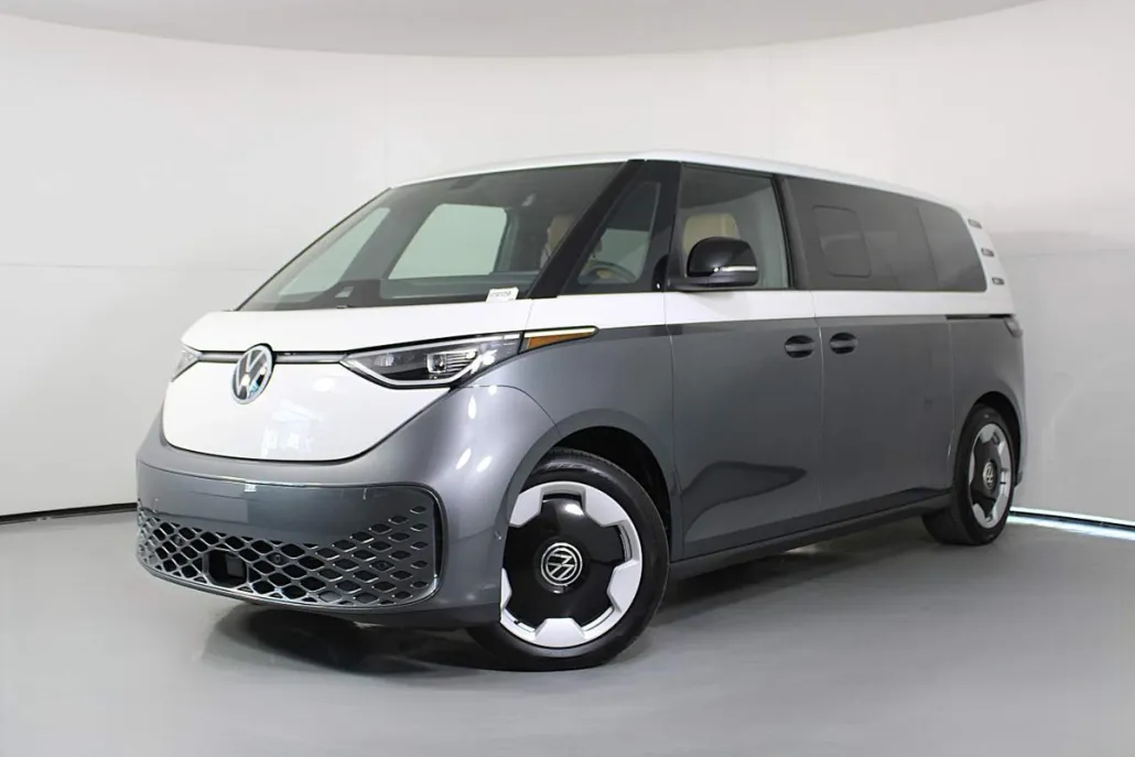 2025 Volkswagen ID. Buzz Pro S photo 1