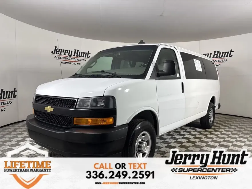 2023 Chevrolet Express 3500 LS photo 1