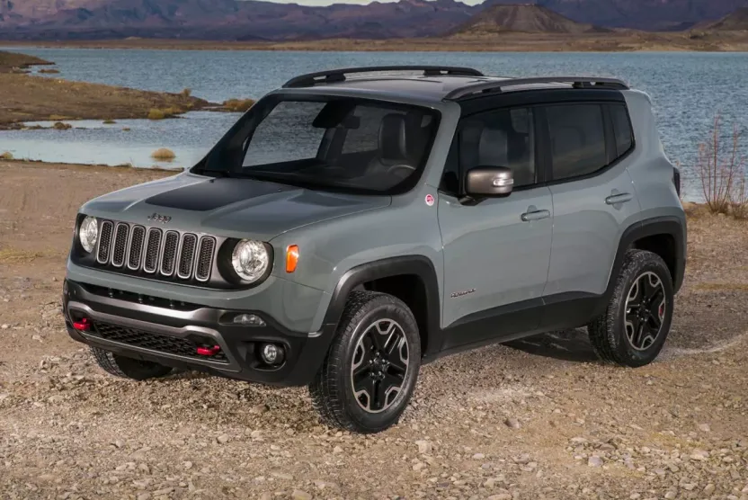 2016 Jeep Renegade Trailhawk photo 1