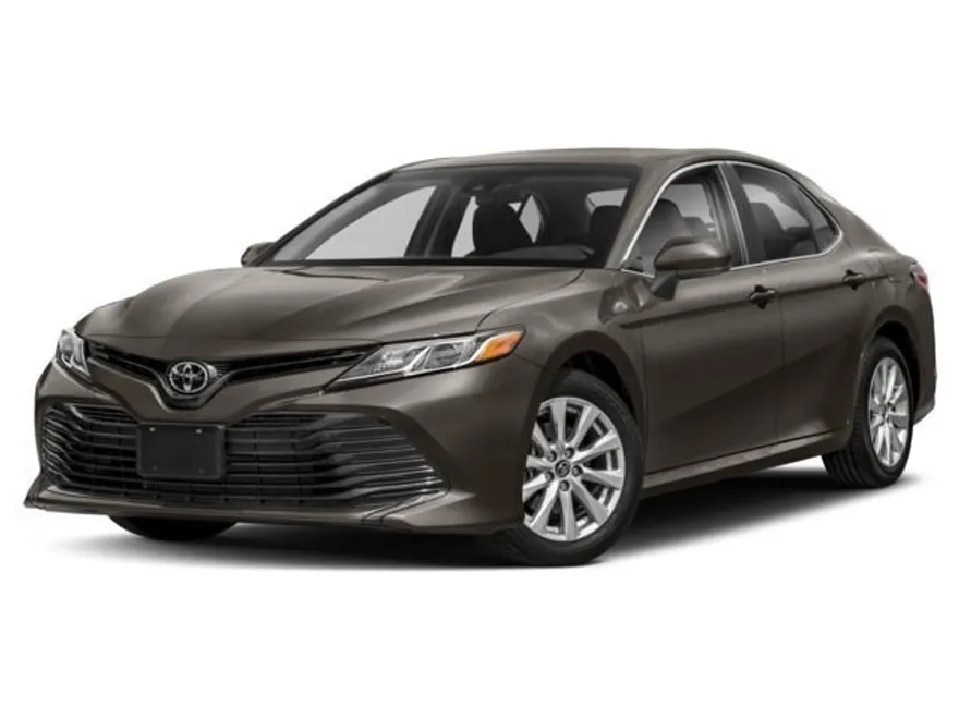 2018 Toyota Camry XLE photo 1