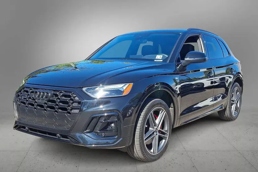2024 Audi Q5 S line Premium Plus photo 1