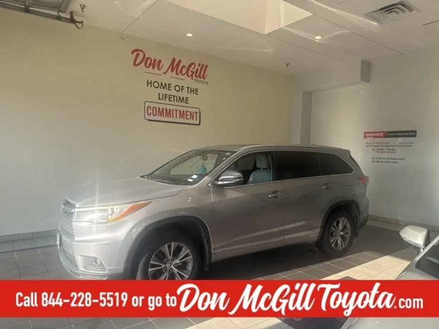 2014 Toyota Highlander XLE photo 1