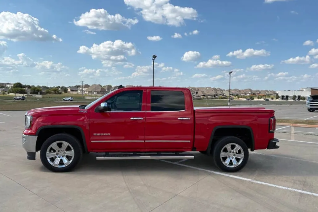 2016 Gmc Sierra 1500 SLT photo 1