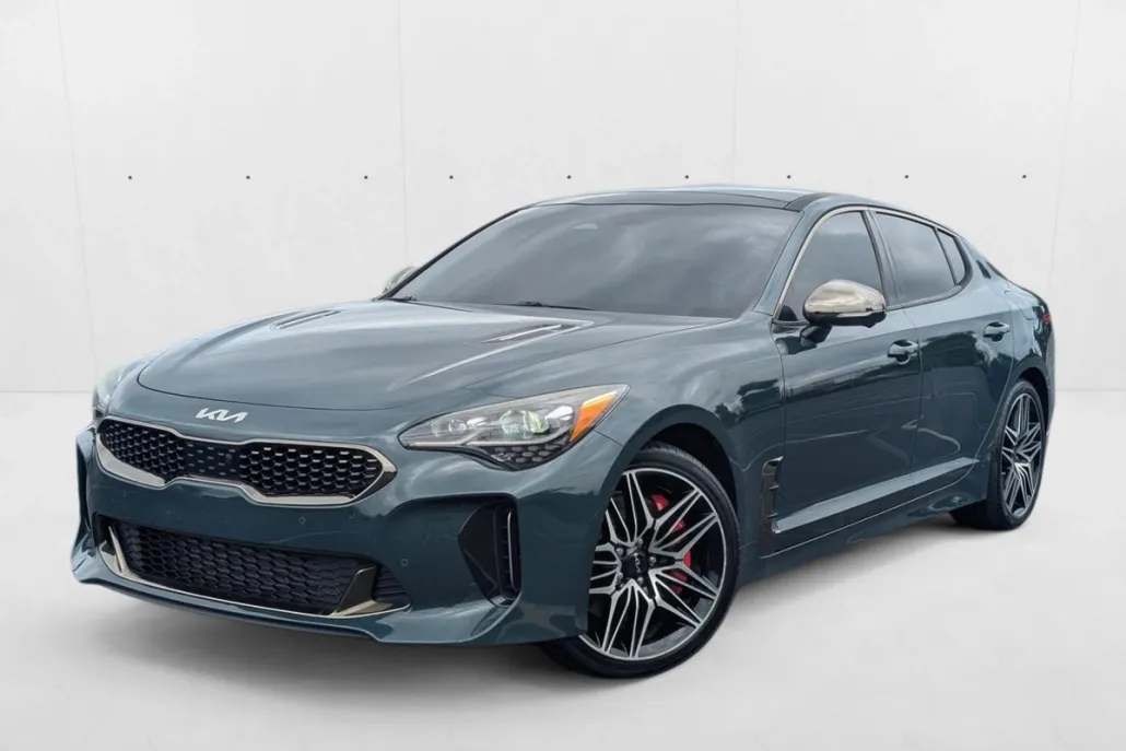 2022 Kia Stinger GT2 photo 1