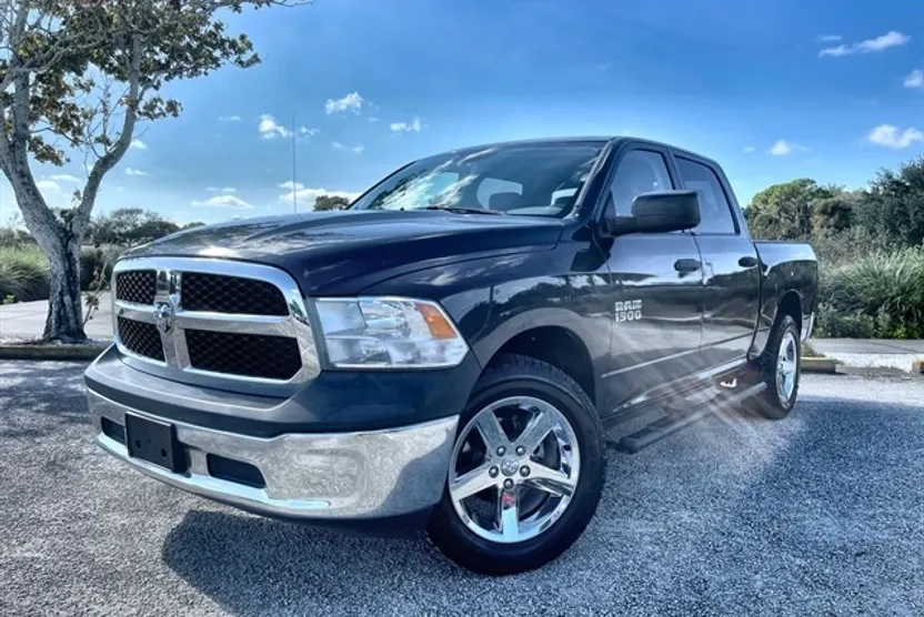 2014 Ram 1500 Tradesman photo 1
