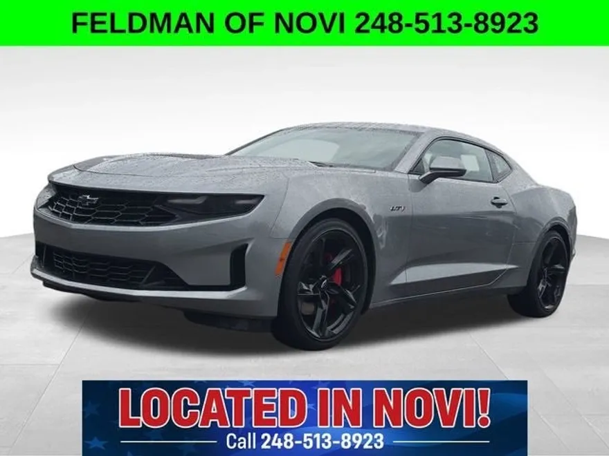 2024 Chevrolet Camaro LT1 photo 1