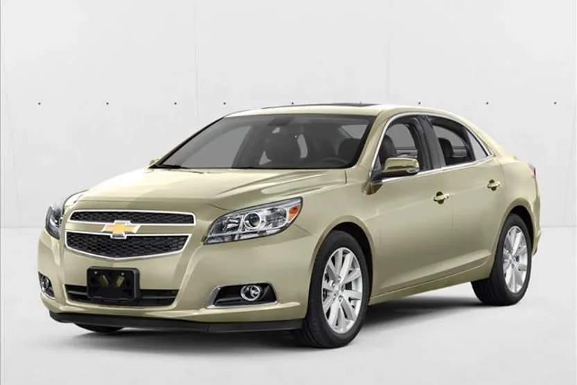 2013 Chevrolet Malibu 1LT photo 1