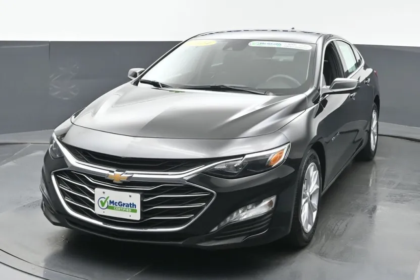 2024 Chevrolet Malibu 1LT photo 1