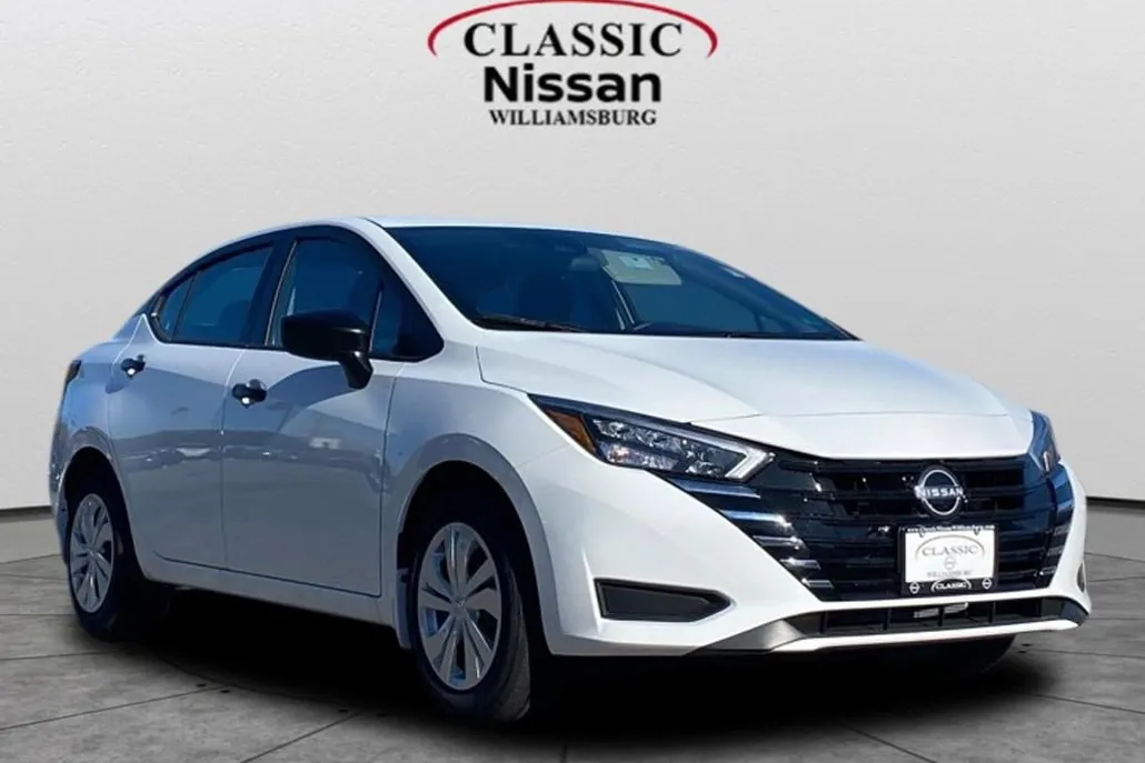 2025 Nissan Versa S photo 1
