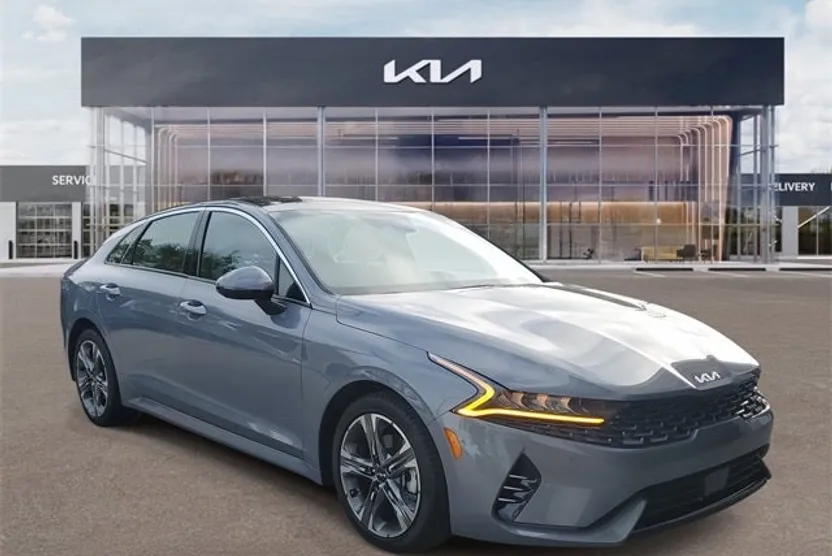 2023 Kia K5 EX photo 1