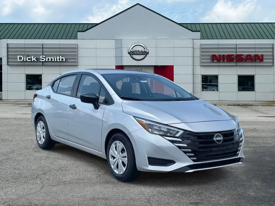 2025 Nissan Versa S photo 1
