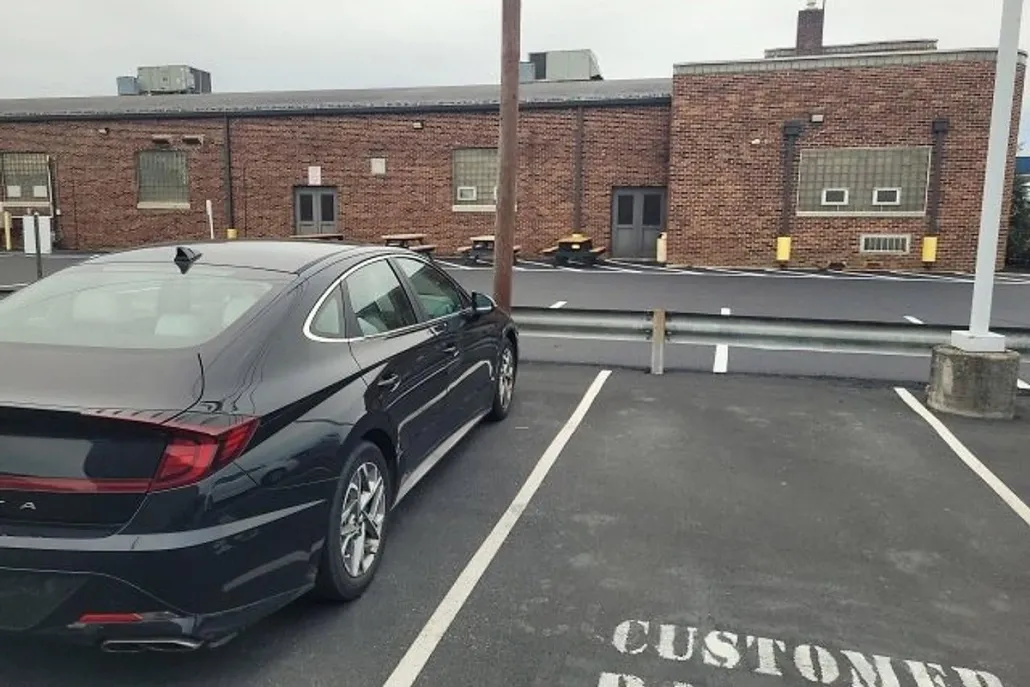 2022 Hyundai Sonata SEL photo 1