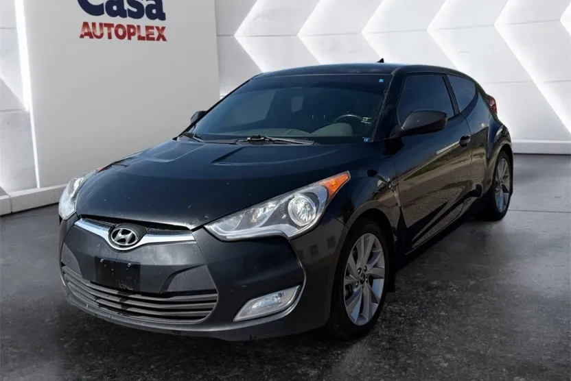 2017 Hyundai Veloster Base photo 1