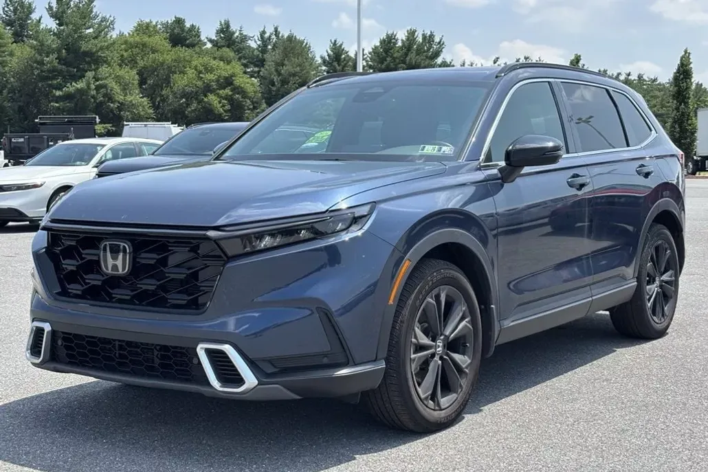 2024 Honda CR-V Hybrid Sport Touring photo 1