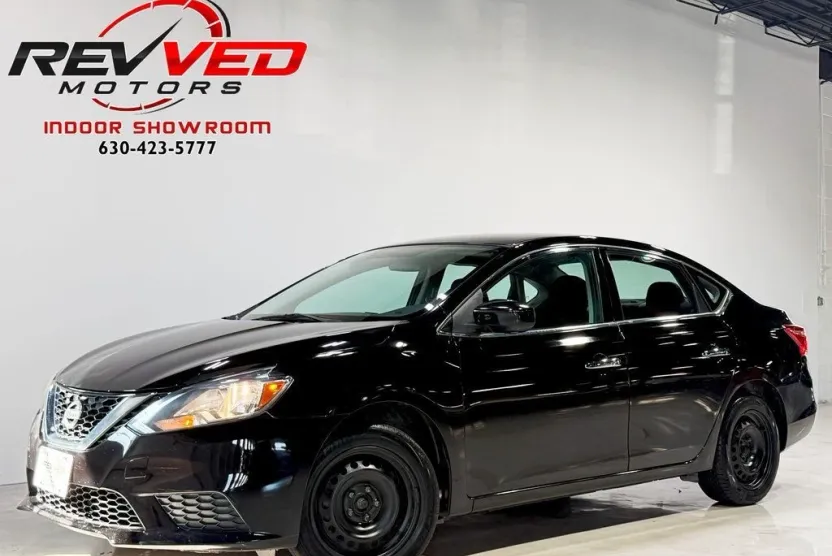 2017 Nissan Sentra SV photo 1