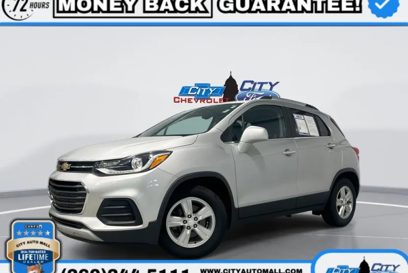 2018 Chevrolet Trax LT photo 1