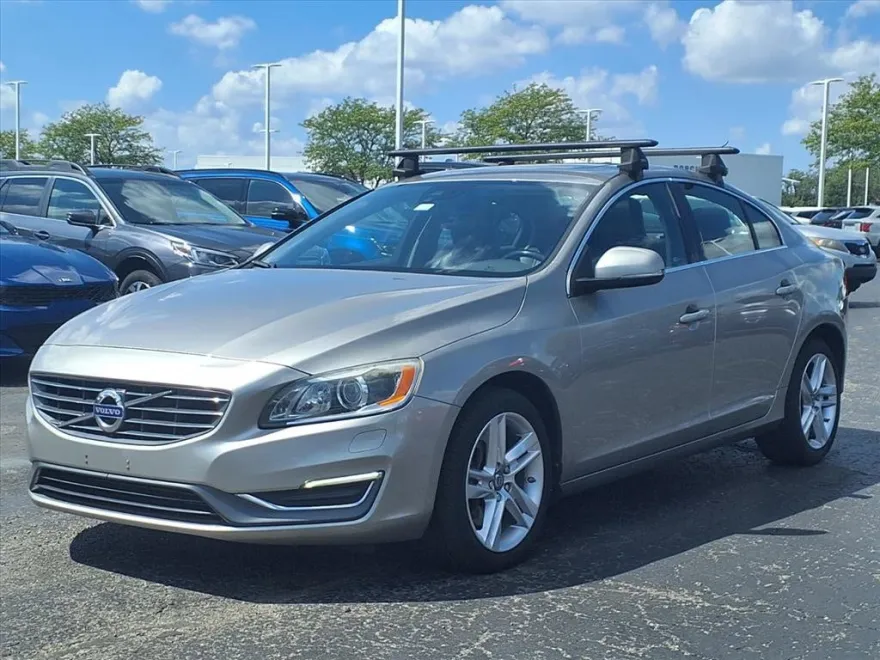2014 Volvo S60 T5 photo 1