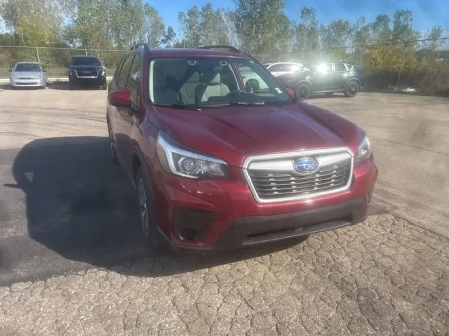 2019 Subaru Forester Premium photo 1