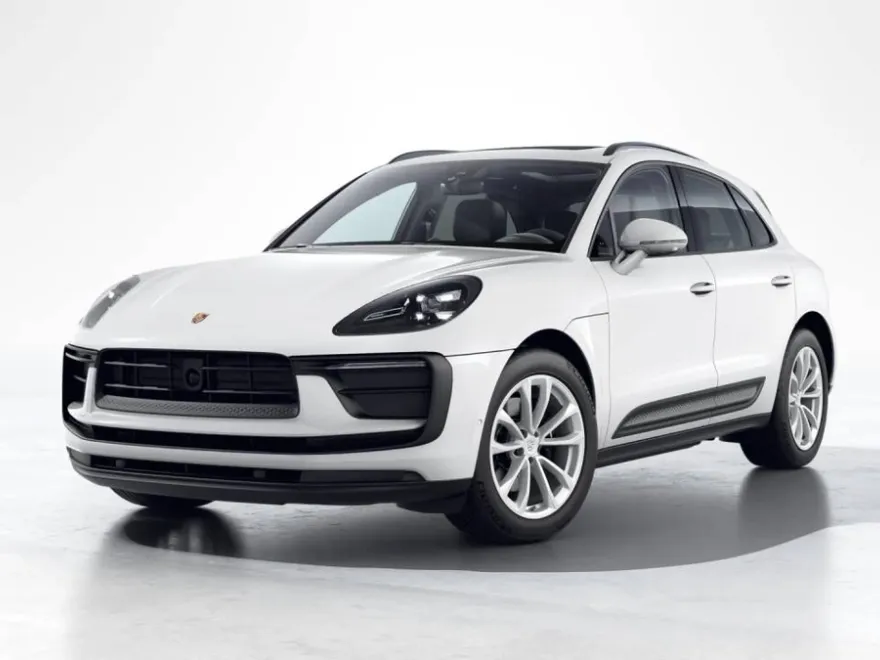2026 Porsche Macan T photo 1