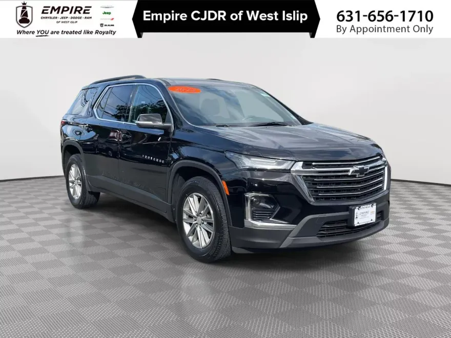 2023 Chevrolet Traverse Leather photo 1