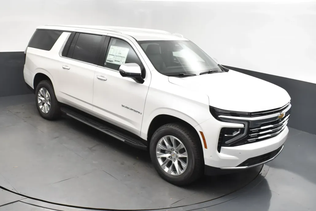 2025 Chevrolet Suburban Premier photo 1